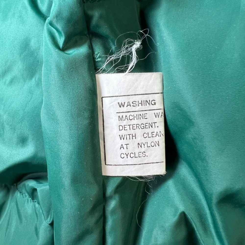 VTG Cabelas Hunting Parka Puffer Mens M Jacket USA Green Heavy Down Quilted Hood - Picture 9 of 12